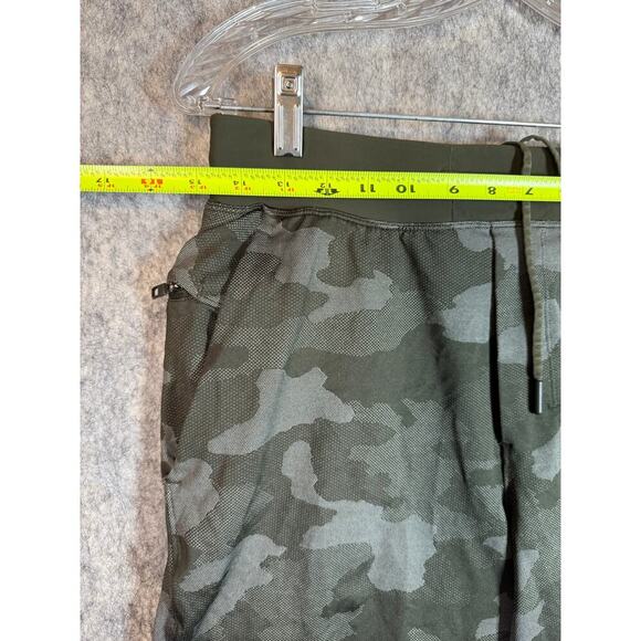 Lululemon Mens THE Short Camouflage 7" Linerless Athletic Stretch - Medium - Picture 7 of 9